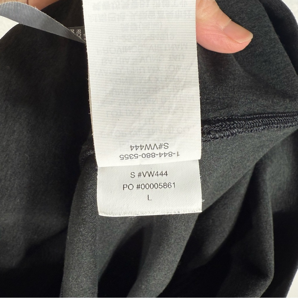 Vuori Clean Elevation Legging Black Heather VW444 Size Large 25” Inseam - Picture 6 of 7